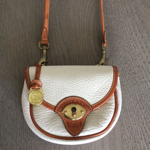 Dooney & Bourke Handbags - Dooney & Bourke Crossbody
